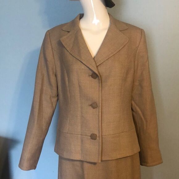 Pendleton Jacket and Skirt - Picture 2 of 16